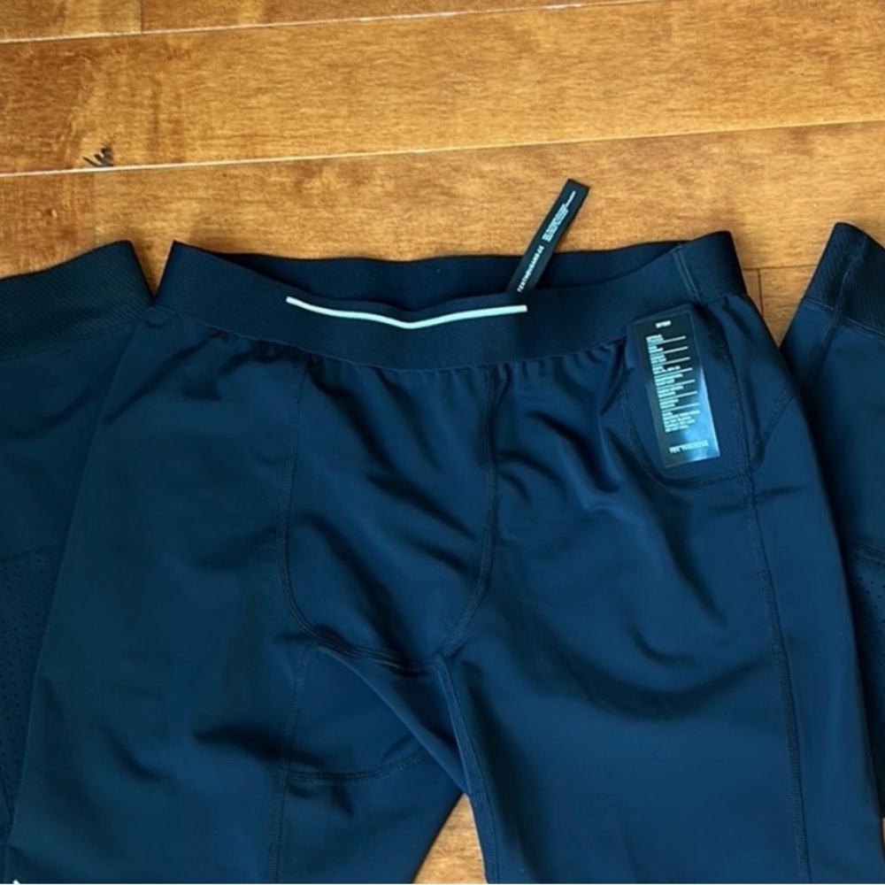 Ten Thousand - Sweatpants + Tights - Size Medium